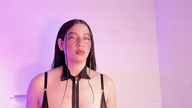 Megan Luxe online show from May 16, 2026, 6:54 am