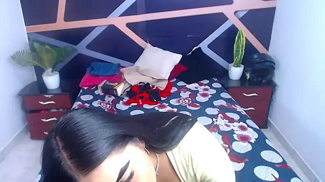 IsabellaaSweet online show from September 13, 2025, 1:11 pm