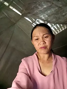 MaiHoa69 online show from April 14, 2026, 6:19 am