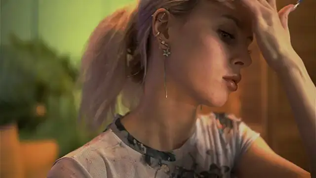 Nelly Carroll online show from September 17, 2025, 9:49 pm