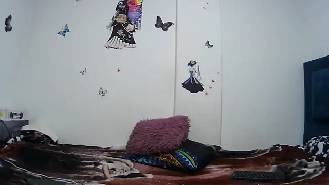 AddyStuart  online show from November 1, 2025, 3:41 am