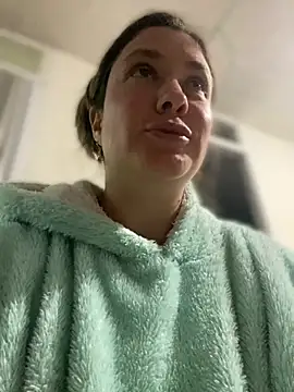 Abby-LS online show from November 30, 2025, 11:31 pm