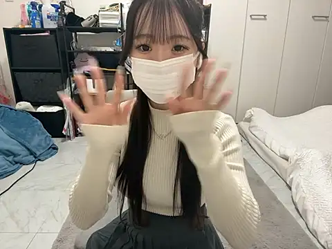 Snapshot of nano-da-u chatting on October 13, 2025, 2:39 pm nano-da-u online show from October 13, 2025, 2:39 pm