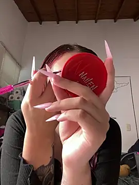 Paulina-Wells online show from October 1, 2025, 8:59 pm