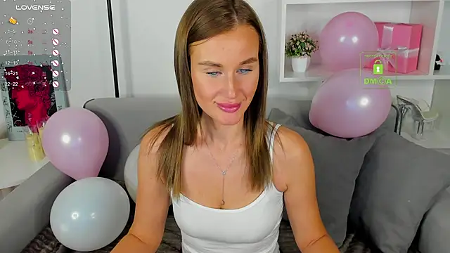 Dana Wils1 online show from October 1, 2025, 2:28 am