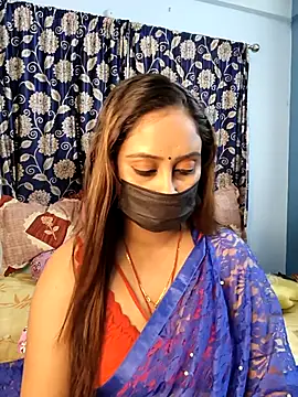 Cute-lusi online show from November 3, 2025, 7:48 pm