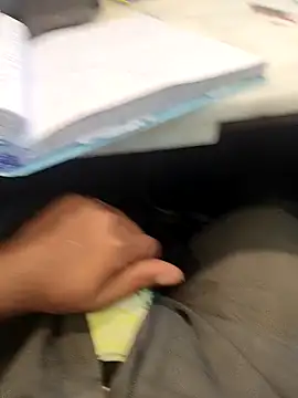 hotboy43339 online show from March 13, 2026, 3:35 am