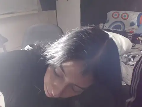 Snapshot of Dara-montenegro chatting on October 11, 2025, 7:40 am Dara-montenegro online show from October 11, 2025, 7:40 am