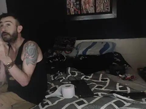 Snapshot of Dara-montenegro chatting on October 15, 2025, 7:41 am Dara-montenegro online show from October 15, 2025, 7:41 am