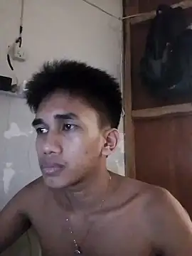 charlie0728 online show from October 8, 2025, 11:08 am