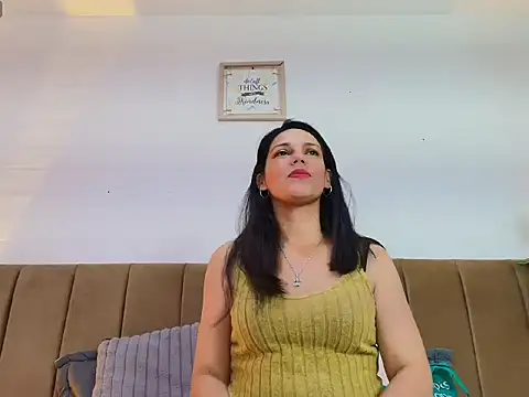 Snapshot of MashaPiink chatting on July 3, 2026, 1:17 pm MashaPiink online show from July 3, 2026, 1:17 pm