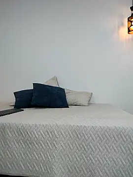 Snapshot of damian_bull chatting on September 13, 2025, 7:57 pm damian bull online show from September 13, 2025, 7:57 pm