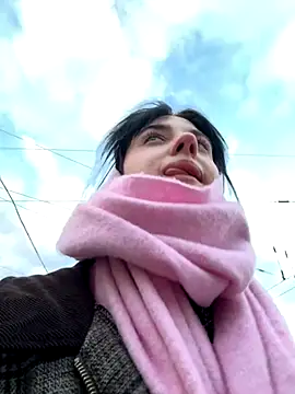 Only April online show from September 24, 2025, 3:15 pm