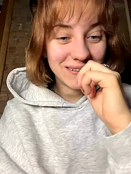 Only April online show from November 29, 2025, 10:13 pm