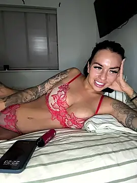 BELLABLACKXUK online show from January 14, 2026, 10:25 pm