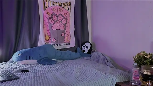 Snapshot of MeowMystaa chatting on November 28, 2025, 8:33 pm MeowMystaa online show from November 28, 2025, 8:33 pm