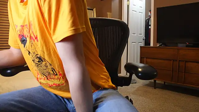 jjjjjfive online show from March 21, 2026, 5:12 am