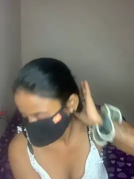 Snapshot of Priya_baby0 chatting on November 9, 2025, 6:17 pm Priya baby0 online show from November 9, 2025, 6:17 pm