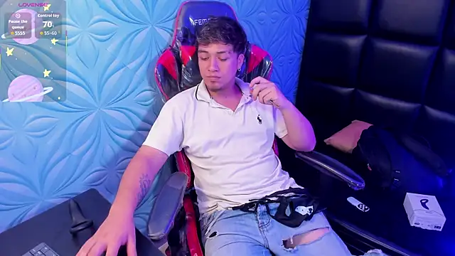 juanmechanic  online show from April 16, 2026, 5:41 am