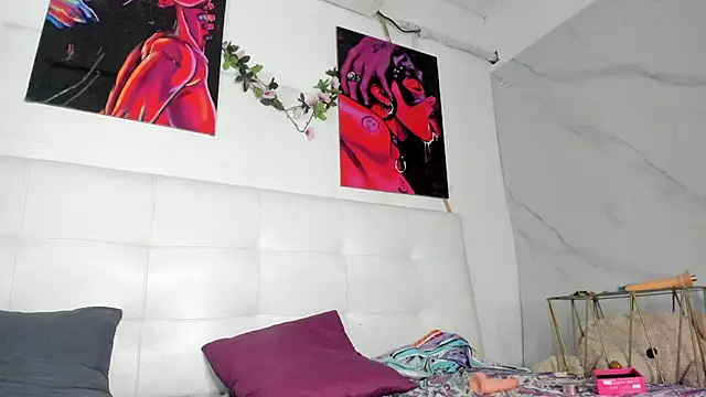 Snapshot of Lucia78couple chatting on October 23, 2025, 7:07 am Lucia78couple online show from October 23, 2025, 7:07 am