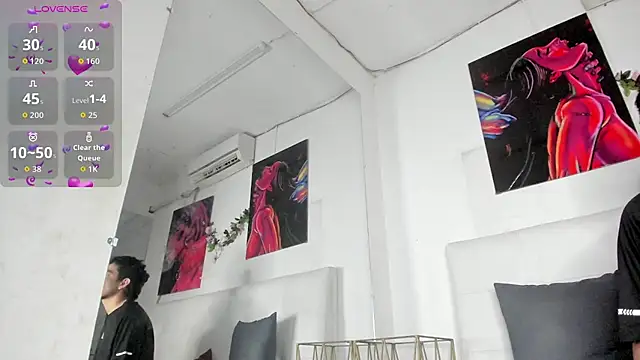 Snapshot of Lucia78couple chatting on October 25, 2025, 8:25 pm Lucia78couple online show from October 25, 2025, 8:25 pm