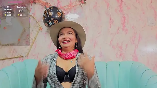 ValeriaJazz online show from October 9, 2025, 8:18 pm