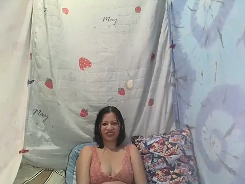 Snapshot of AgnesCutie chatting on November 13, 2025, 11:53 am AgnesCutie online show from November 13, 2025, 11:53 am