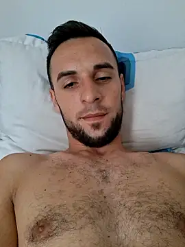 Necunoscutul001 online show from September 29, 2025, 7:13 am