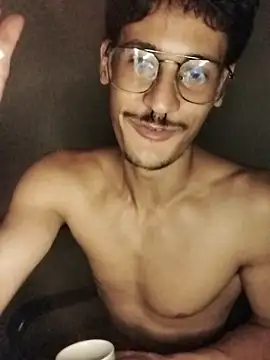 Mago666  online show from November 5, 2025, 3:28 am