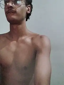 Snapshot of Mago666_ chatting on February 14, 2026, 2:19 am Mago666 online show from February 14, 2026, 2:19 am