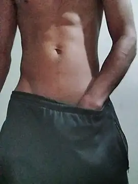 Snapshot of Mago666_ chatting on February 18, 2026, 3:46 am Mago666 online show from February 18, 2026, 3:46 am