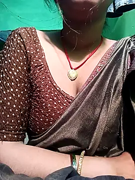 Snapshot of Cutwer chatting on November 30, 2025, 6:01 pm Cutwer online show from November 30, 2025, 6:01 pm