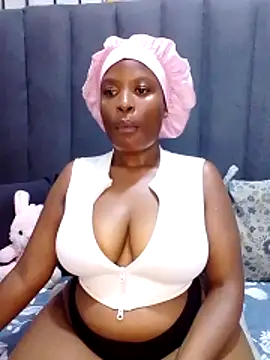 MrsMxx25 online show from November 14, 2025, 9:13 pm