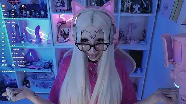 Nana stolass online show from June 15, 2026, 2:52 pm