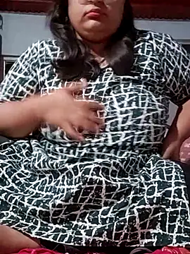 sexymotto online show from November 7, 2025, 3:56 pm