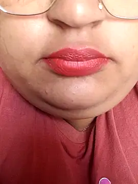 sexymotto online show from November 10, 2025, 3:27 am