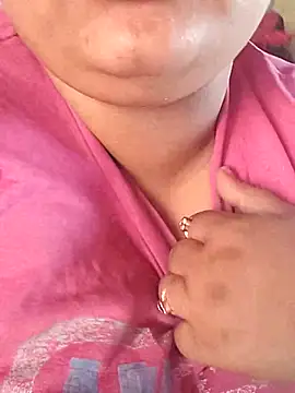 sexymotto online show from November 12, 2025, 3:07 am