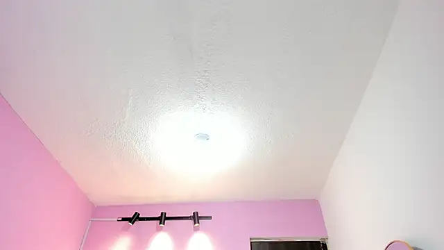 AndreaSweet2 online show from October 9, 2025, 7:56 pm