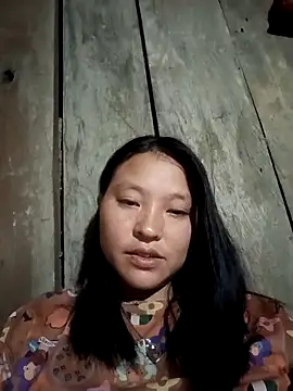 MuiNay online show from October 5, 2025, 11:52 am