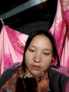 MuiNay online show from November 16, 2025, 12:44 pm