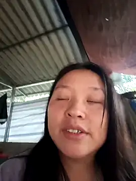 MuiNay online show from February 3, 2026, 9:47 am