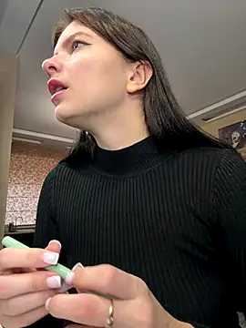 kimberlyy77 online show from November 13, 2025, 6:23 am