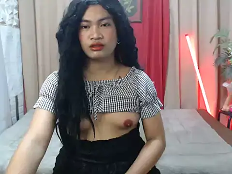 miss laila  online show from October 11, 2025, 9:52 am