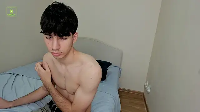 Snapshot of Quentin_Blake chatting on December 17, 2025, 6:52 am Quentin Blake online show from December 17, 2025, 6:52 am