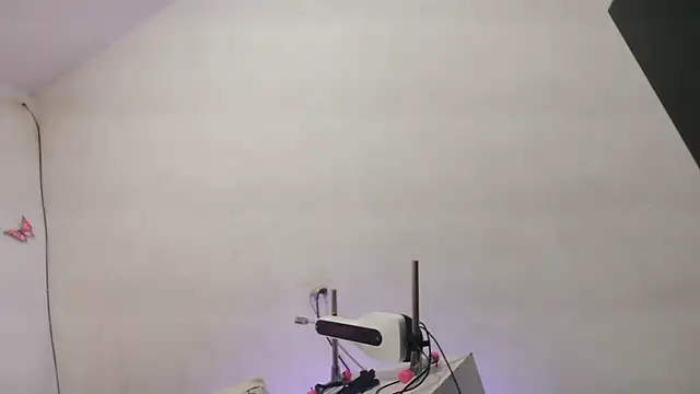 yhazan blake88 online show from October 21, 2025, 6:19 pm