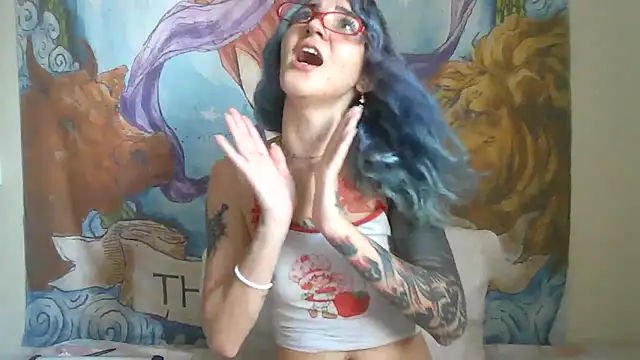 peetitefairy online show from February 18, 2026, 1:29 pm