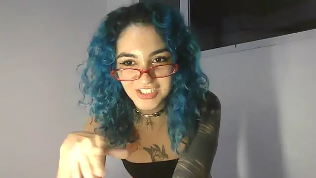 Snapshot of peetitefairy chatting on May 16, 2026, 6:21 am peetitefairy online show from May 16, 2026, 6:21 am