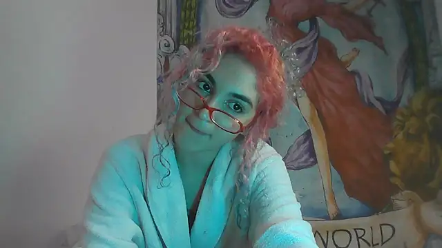 Snapshot of peetitefairy chatting on August 5, 2026, 5:32 am peetitefairy online show from August 5, 2026, 5:32 am
