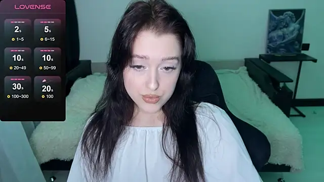 Sunshine J online show from December 5, 2025, 5:42 pm