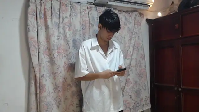 alice julls online show from January 10, 2026, 7:48 pm